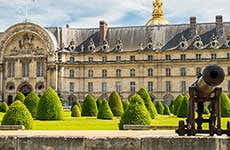 Paris Travel Guide